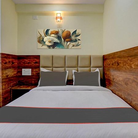 Hotel Collection O Karthika Residency à Bangalore Extérieur photo