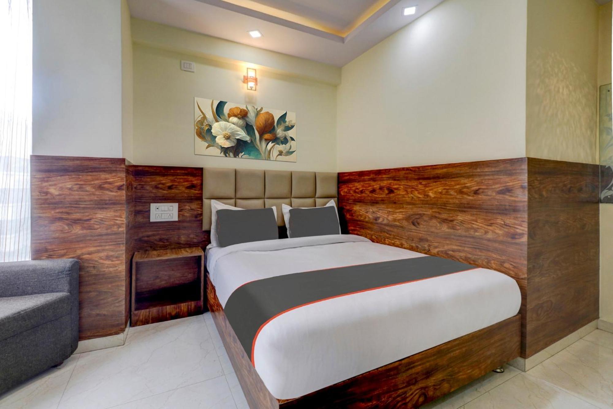 Hotel Collection O Karthika Residency à Bangalore Extérieur photo