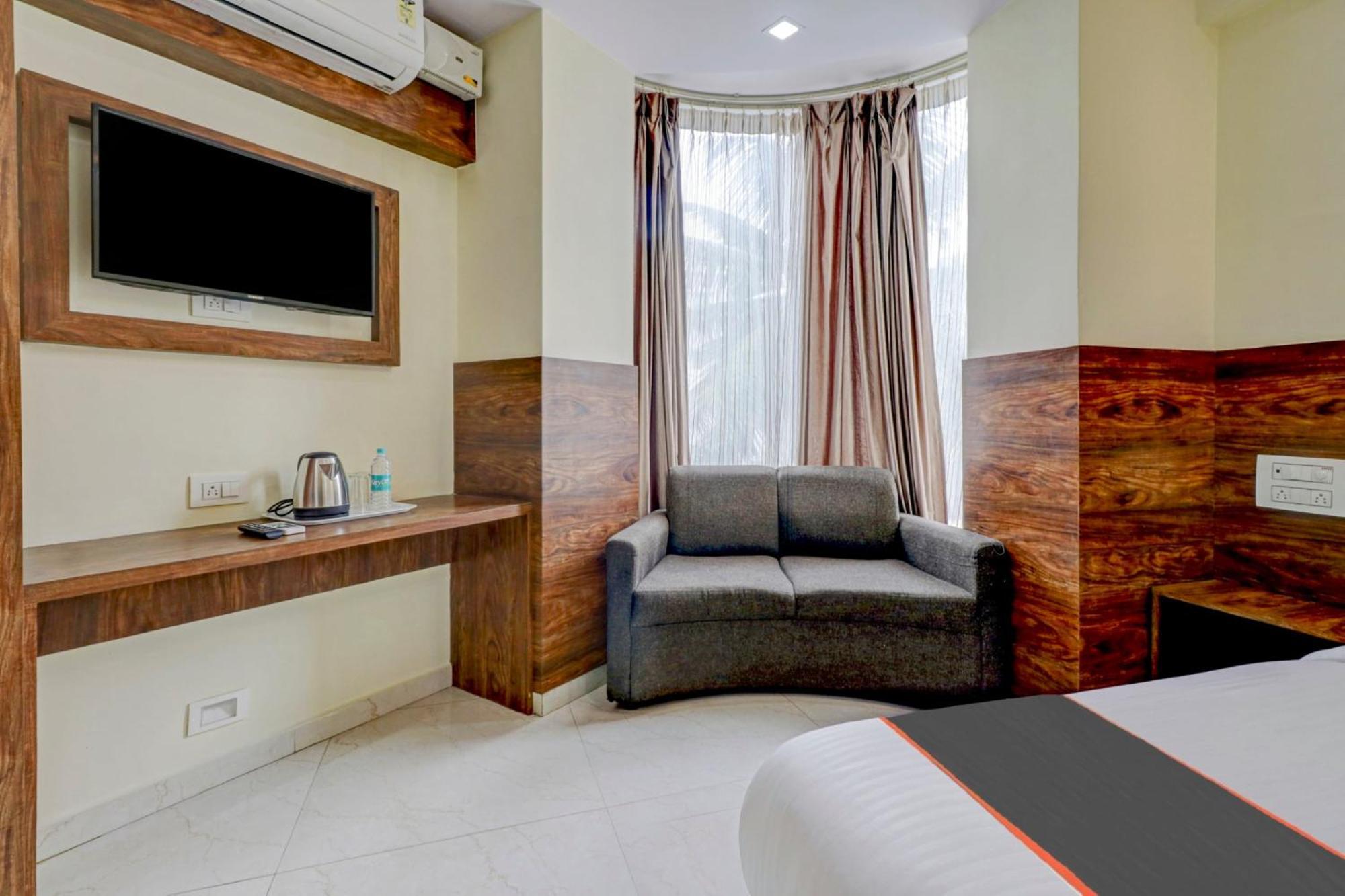 Hotel Collection O Karthika Residency à Bangalore Extérieur photo